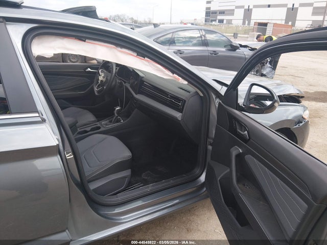 Продажа на аукционе авто 2025 Volkswagen Jetta 1.5t Sel, vin: 3VWGX7BU7SM062608, номер лота: 44545922