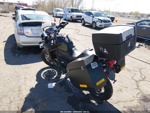 2013 TRIUMPH MOTORCYCLE TIGER SMTF03XK4DJ587727 Photo 2