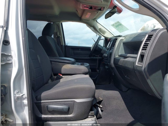 Продажа на аукционе авто 2019 Ram 1500 Classic Tradesman  4x2 6'4 Box, vin: 1C6RR6FG7KS574095, номер лота: 44546013
