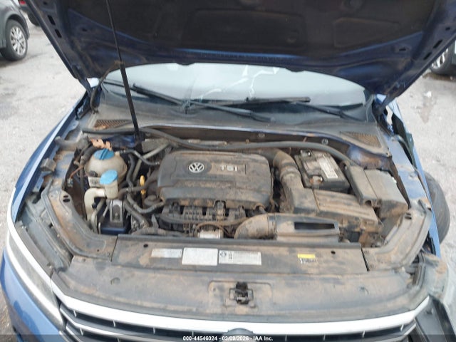 2016 Volkswagen Passat 1.8t Se მანქანა იყიდება აუქციონზე, vin: 1VWBS7A31GC023345, აუქციონის ნომერი: 44546024