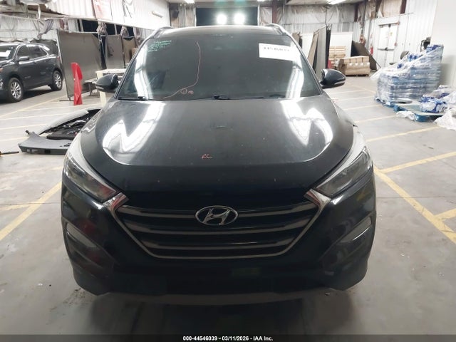 KM8J33A25JU763893 Hyundai Tucson Limited