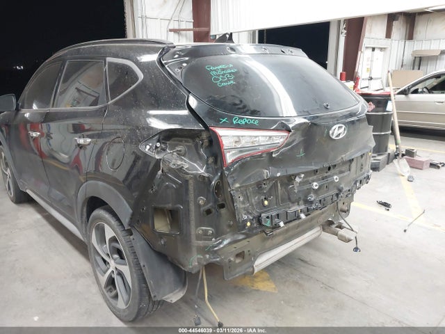 KM8J33A25JU763893 Hyundai Tucson Limited