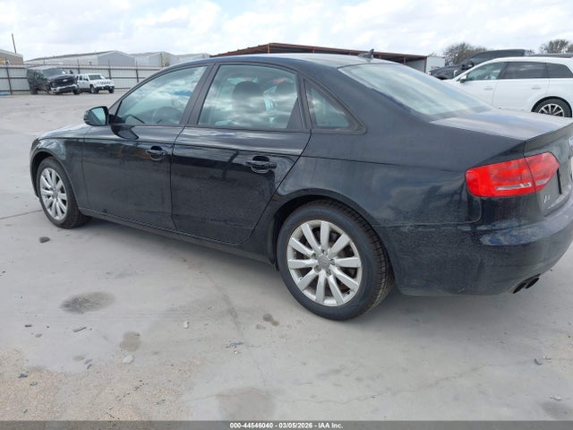 2012 AUDI A4 WAUBFAFL7CA117603 Photo 2