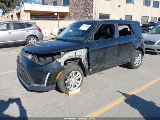KNDJ23AU0P7892849 KIA SOUL LX