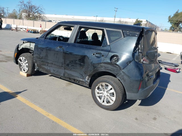 KNDJ23AU0P7892849 KIA SOUL LX
