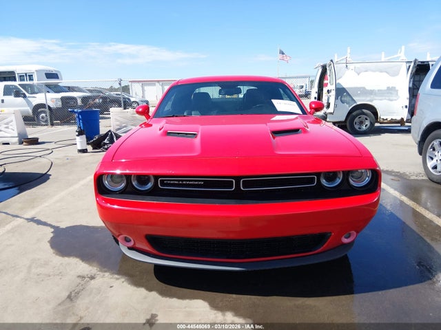 2022 Dodge Challenger Sxt მანქანა იყიდება აუქციონზე, vin: 2C3CDZAG3NH237932, აუქციონის ნომერი: 44546069