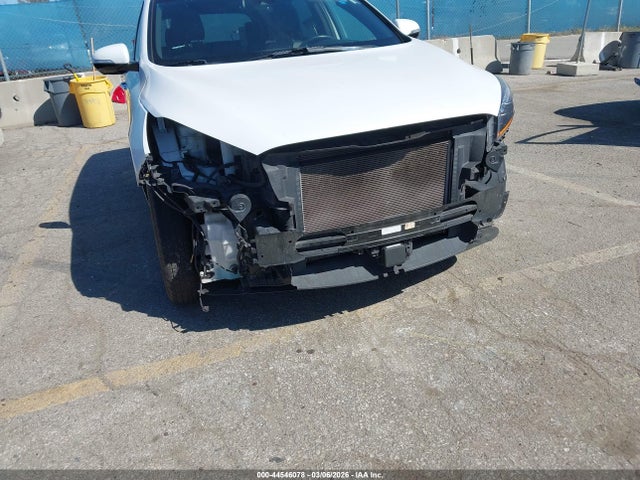 5XYPK4A55KG583155 KIA Sorento 3.3l Sxl
