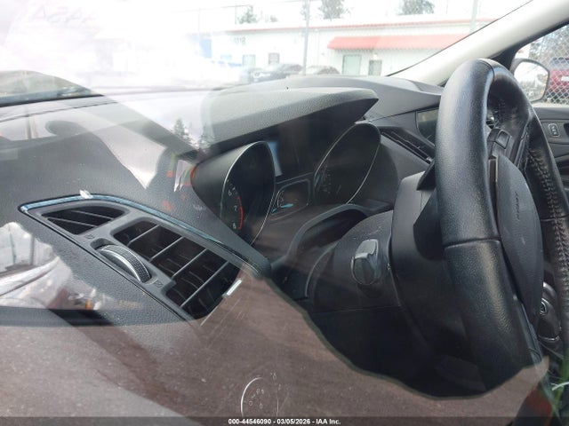 1FMCU9J99KUA21391 Ford Escape Titanium