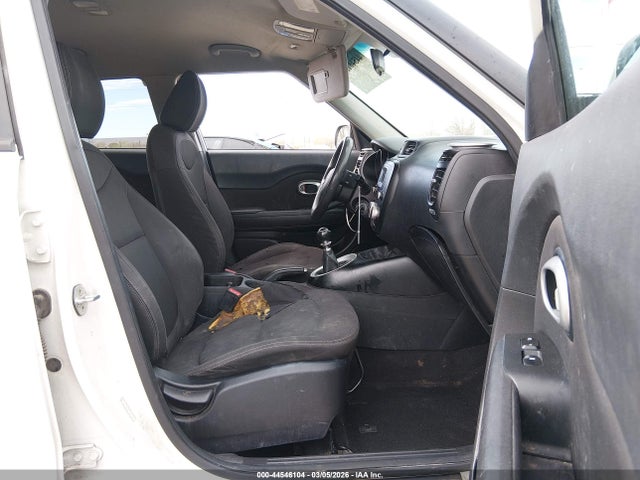 Продаж на аукціоні авто 2015 Kia Soul, vin: KNDJN2A26F7231244, номер лоту: 44546104