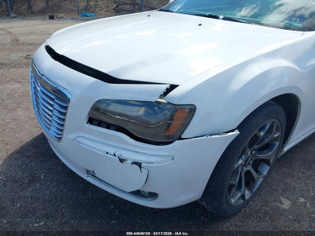 2016 Chrysler 300 300s მანქანა იყიდება აუქციონზე, vin: 2C3CCABG4GH190609, აუქციონის ნომერი: 44546108