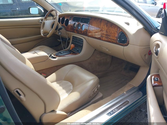 1997 JAGUAR XK8 SAJGX5745VC002267 Photo 4