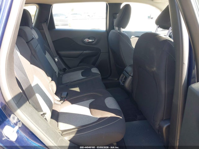 1C4PJLAB9GW209497 Jeep Cherokee Sport