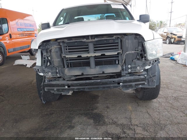 Продаж на аукціоні авто 2018 Ram 1500 Express  4x2 6'4 Box, vin: 1C6RR6FT7JS211341, номер лоту: 44546166