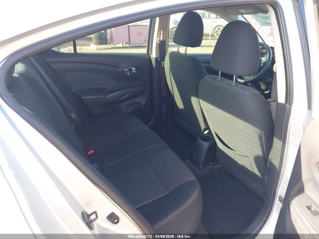 3N1CN7AP5EL817349 Nissan Versa 1.6 Sv