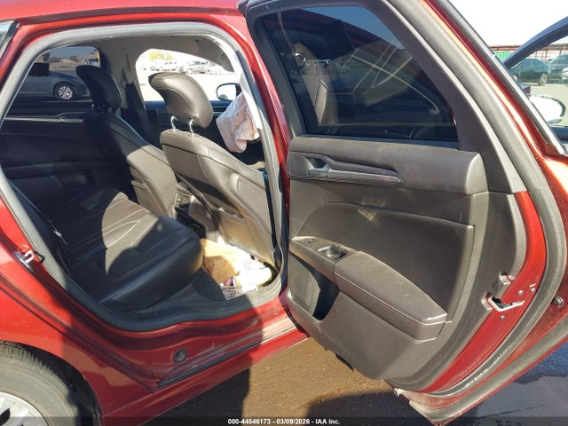Ford Fusion Hybrid Titanium 2014 3FA6P0RU2ER241812 Image 8