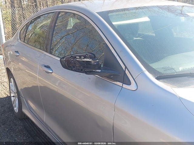 2015 Chrysler 200 Limited მანქანა იყიდება აუქციონზე, vin: 1C3CCCAB7FN707652, აუქციონის ნომერი: 44546181