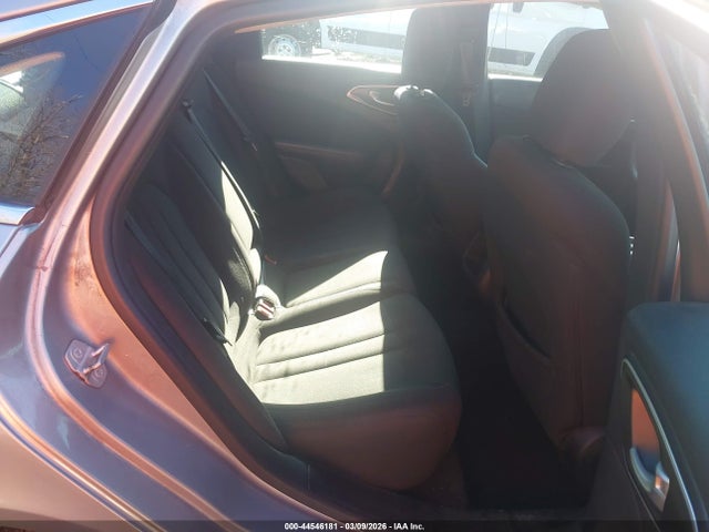 2015 Chrysler 200 Limited მანქანა იყიდება აუქციონზე, vin: 1C3CCCAB7FN707652, აუქციონის ნომერი: 44546181