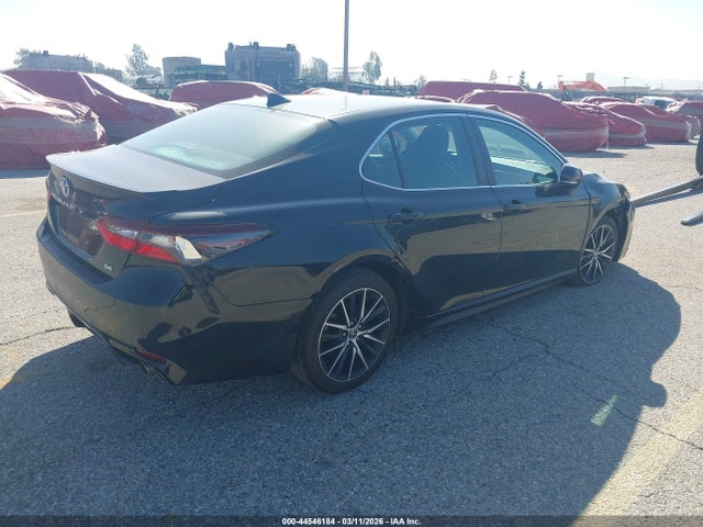 Toyota CAMRY SE 2022 4T1G11AK3NU645643 Image 4