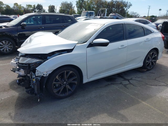 Honda Civic Sport 2020 2HGFC2F8XLH555758 Image 2