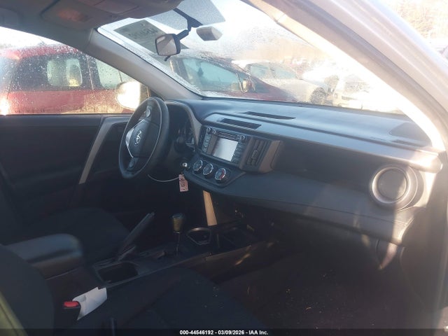 Toyota RAV4 LE 2016 2T3BFREV4GW538559 Image 5