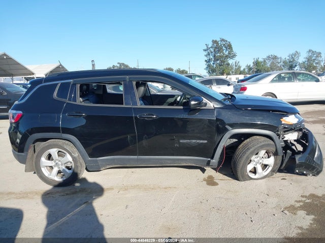 3C4NJCBB3LT198938 Jeep Compass Latitude Fwd