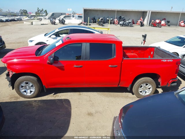 3GCPYBEK2MG416999 Chevrolet Silverado 1500 4wd Short Bed Custom
