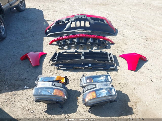 3GCPYBEK2MG416999 Chevrolet Silverado 1500 4wd Short Bed Custom
