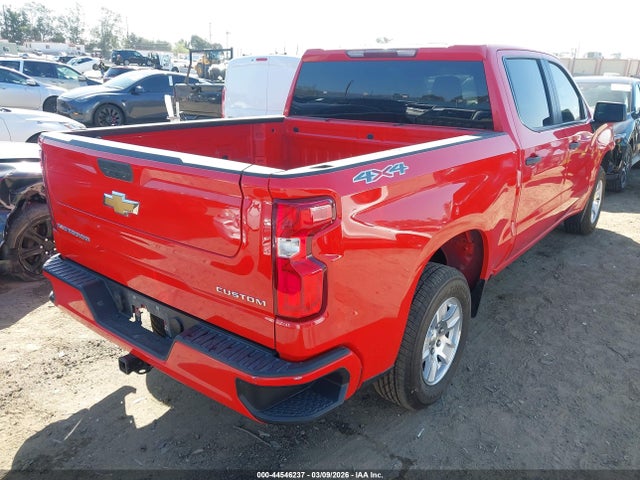 3GCPYBEK2MG416999 Chevrolet Silverado 1500 4wd Short Bed Custom