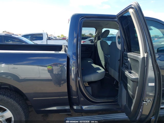 2017 RAM 1500 1C6RR6FGXHS561589 Photo 7