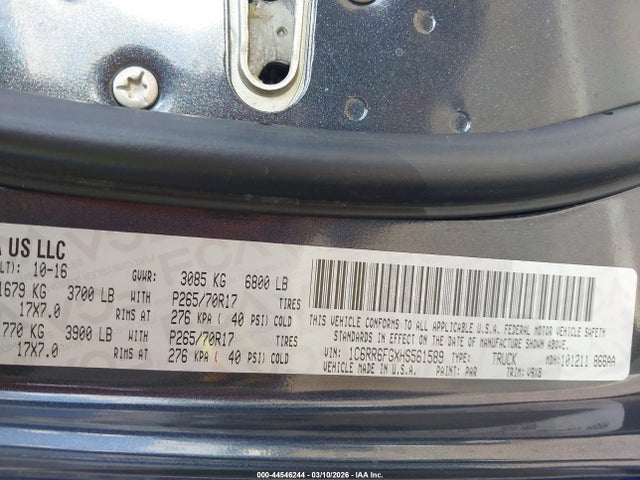 2017 RAM 1500 1C6RR6FGXHS561589 Photo 8