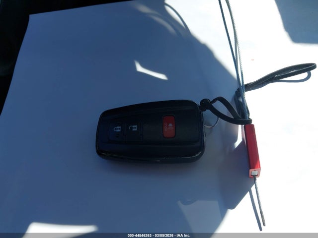 Toyota Prius Le 2020 JTDKARFU3L3114162 Image 11