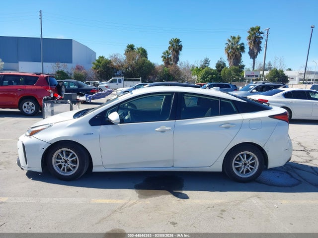 Toyota Prius Le 2020 JTDKARFU3L3114162 Image 14