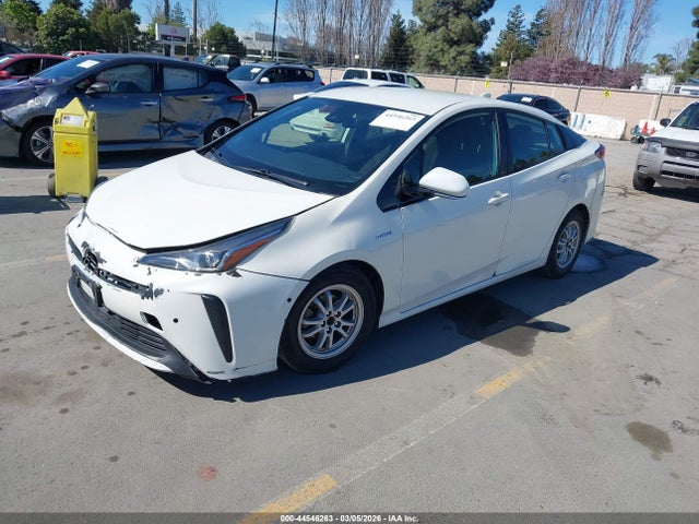 Toyota Prius Le 2020 JTDKARFU3L3114162 Image 2