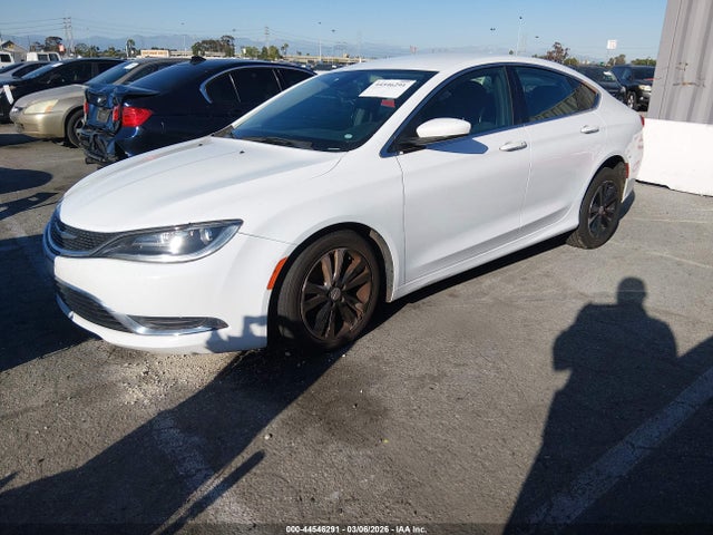 2016 Chrysler 200 Limited მანქანა იყიდება აუქციონზე, vin: 1C3CCCAB8GN145441, აუქციონის ნომერი: 44546291