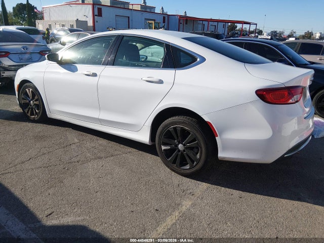 2016 Chrysler 200 Limited მანქანა იყიდება აუქციონზე, vin: 1C3CCCAB8GN145441, აუქციონის ნომერი: 44546291