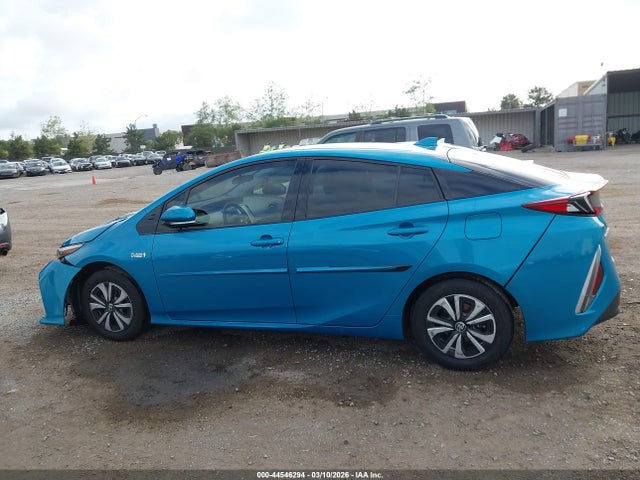 Toyota Prius Prime Premium 2018 JTDKARFP8J3077441 Image 15