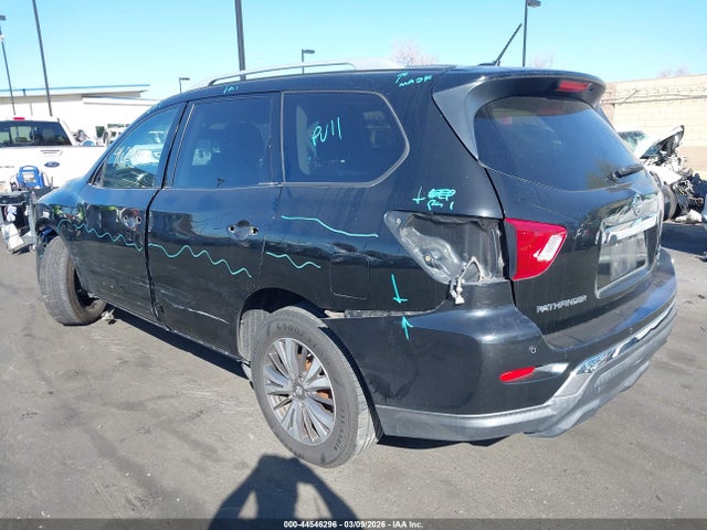 5N1DR2MM8JC652196 Nissan Pathfinder Sv