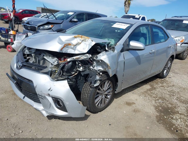 Toyota Corolla Le Plus 2015 5YFBURHE2FP216495 Image 2
