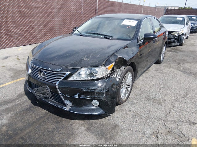 44546327 :رقم المزاد ، JTHBK1GG9F2158974 vin ، 2015 Lexus Es 350 مزاد بيع