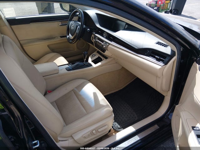 44546327 :رقم المزاد ، JTHBK1GG9F2158974 vin ، 2015 Lexus Es 350 مزاد بيع