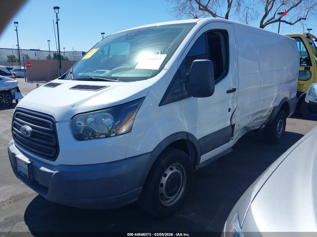 Ford Transit-250 2015 1FTYR1YM1FKA49825 Image 2