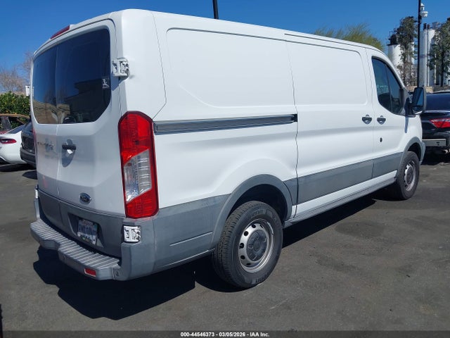 Ford Transit-250 2015 1FTYR1YM1FKA49825 Image 4