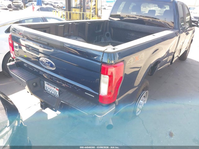 Ford F-250 Xl 2018 1FT7X2B68JEC48749 Image 4