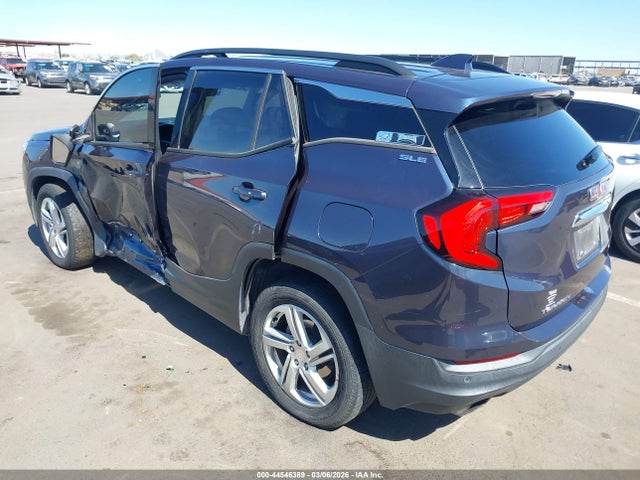 2018 GMC TERRAIN 3GKALMEX0JL237797 Photo 2