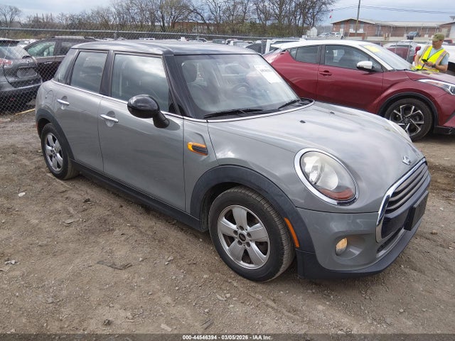2016 MINI HARDTOP WMWXU1C53G2D12389 Photo 0