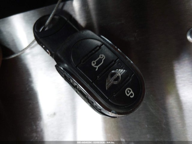 2016 MINI HARDTOP WMWXU1C53G2D12389 Photo 10