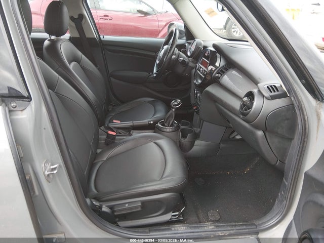 2016 MINI HARDTOP WMWXU1C53G2D12389 Photo 4