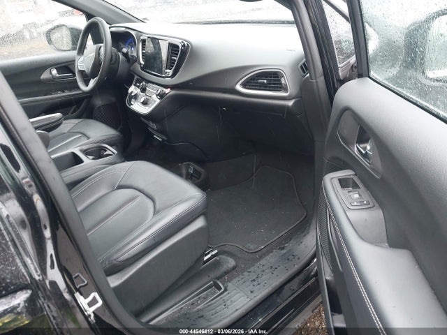 Chrysler Pacifica Select 2025 2C4RC1BG3SR570243 Image 5