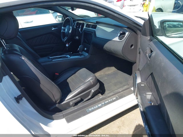 1ZVBP8AM6E5300394 Ford Mustang V6 Premium