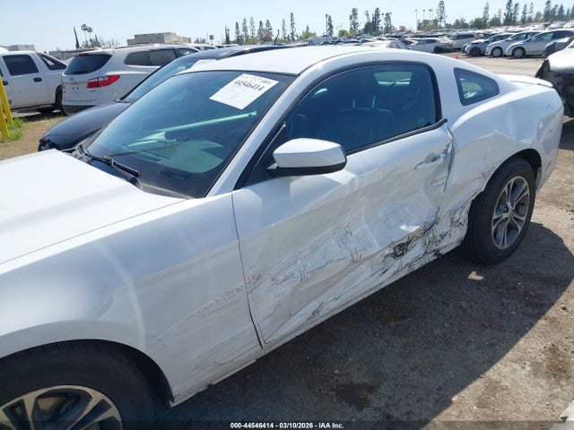 1ZVBP8AM6E5300394 Ford Mustang V6 Premium
